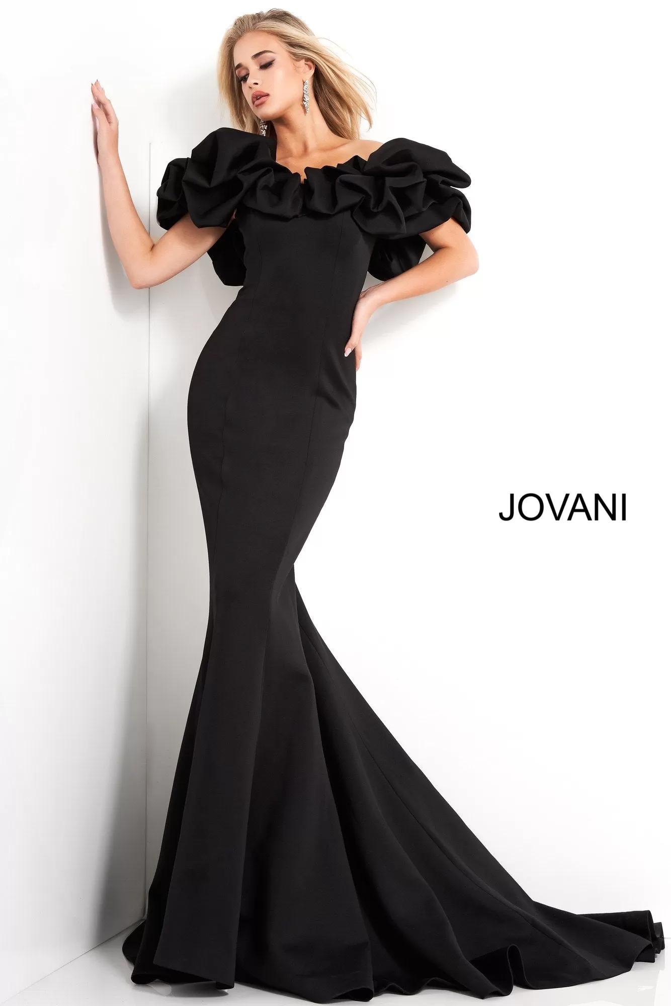 04368 JOVANI