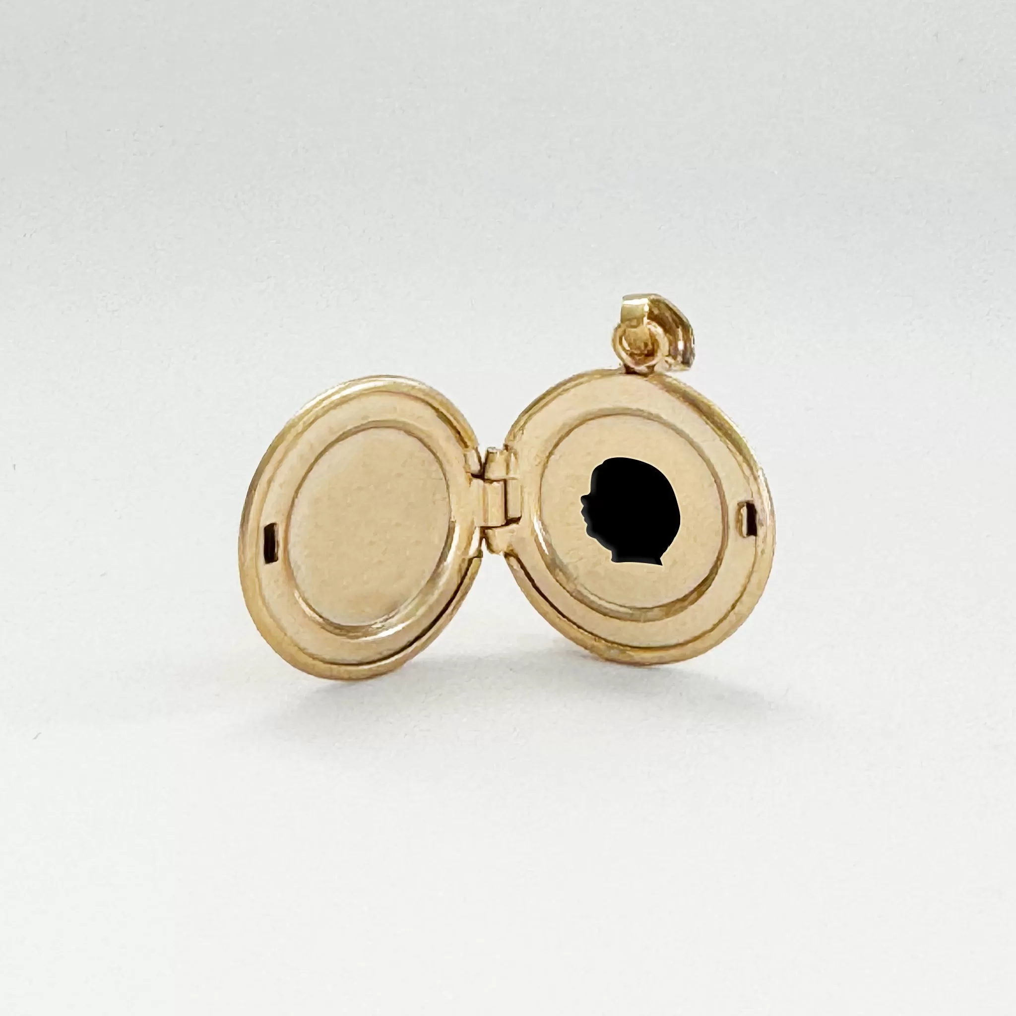 14k Yellow Gold Petite Silhouette Locket