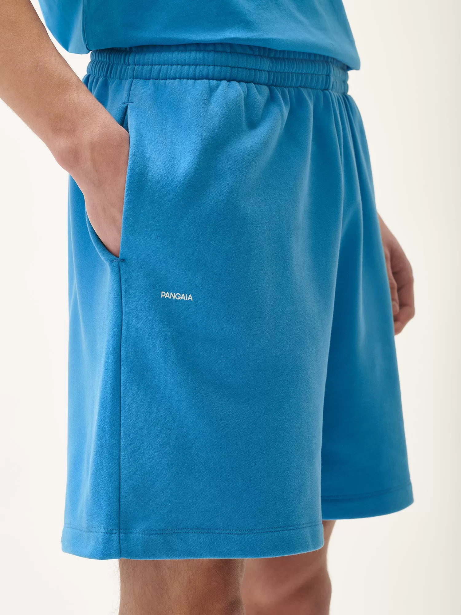 365 Midweight Mid Length shorts—geyser-blue