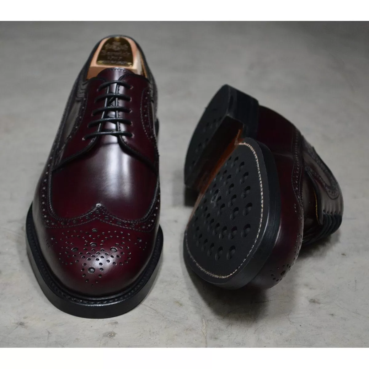 Berwick 1707 Long Wing Brogue (3681) - Burgundy Rois