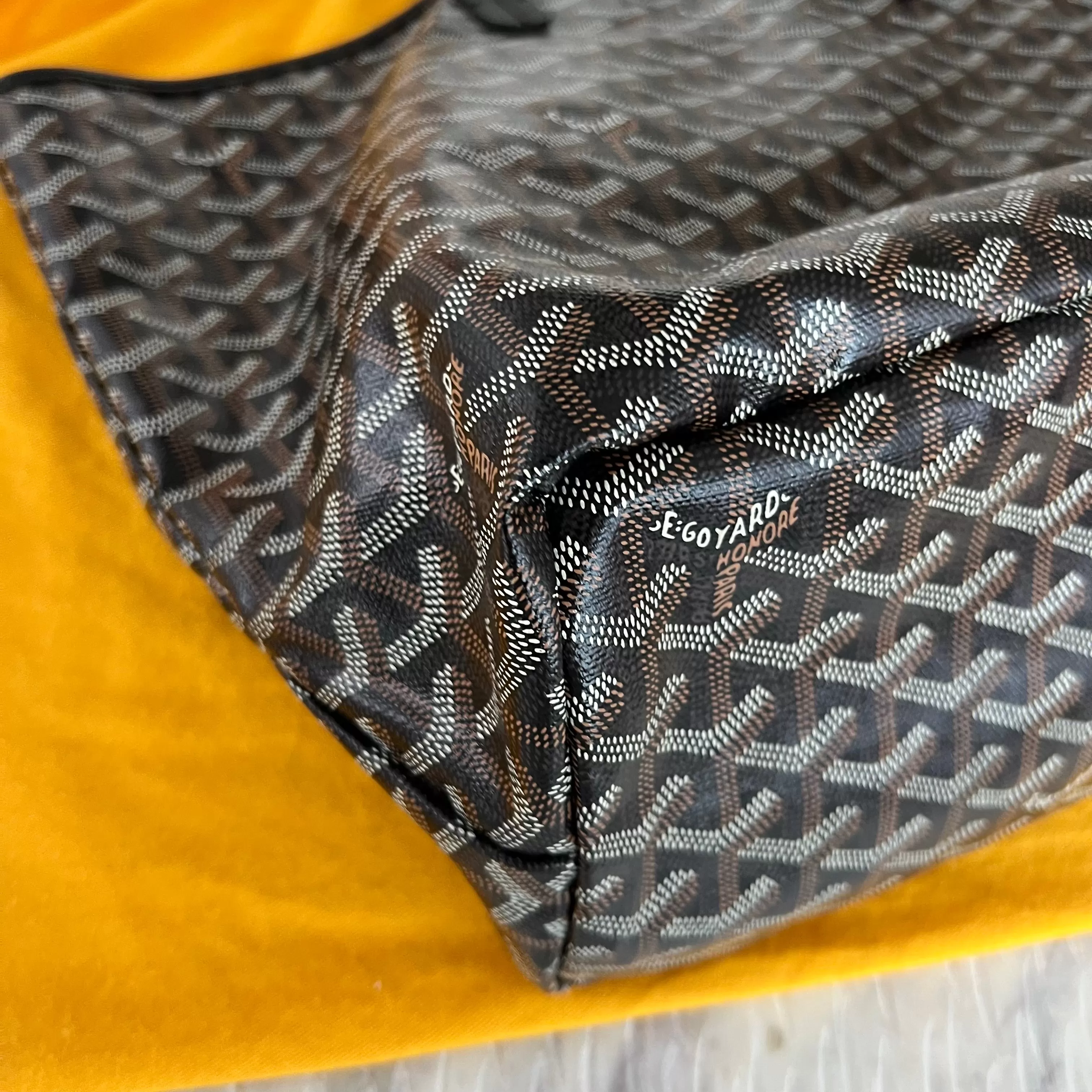 Goyard St Louis Bag